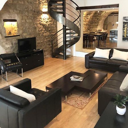 Villa Authentique Et Architecturale - Centre Ville Forcalquier Esterno foto